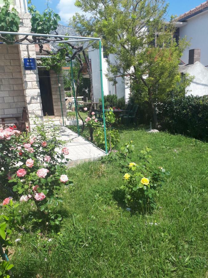 Apartments Mamich Kastela Luaran gambar