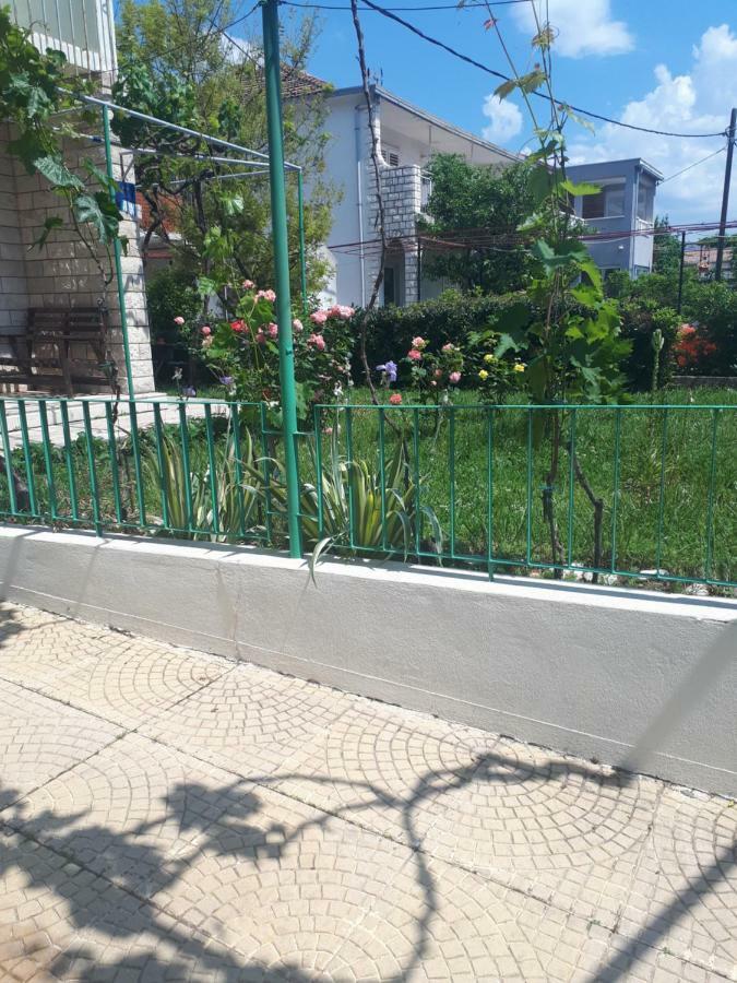 Apartments Mamich Kastela Luaran gambar